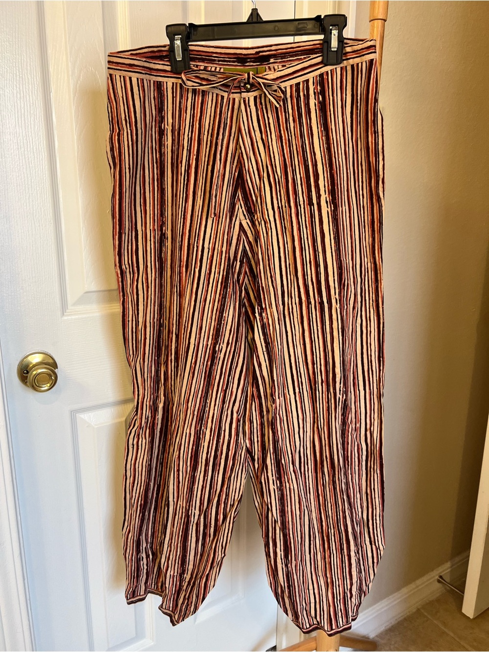 Wide-Leg Striped Tie-Waist Pants in Rust and Cream